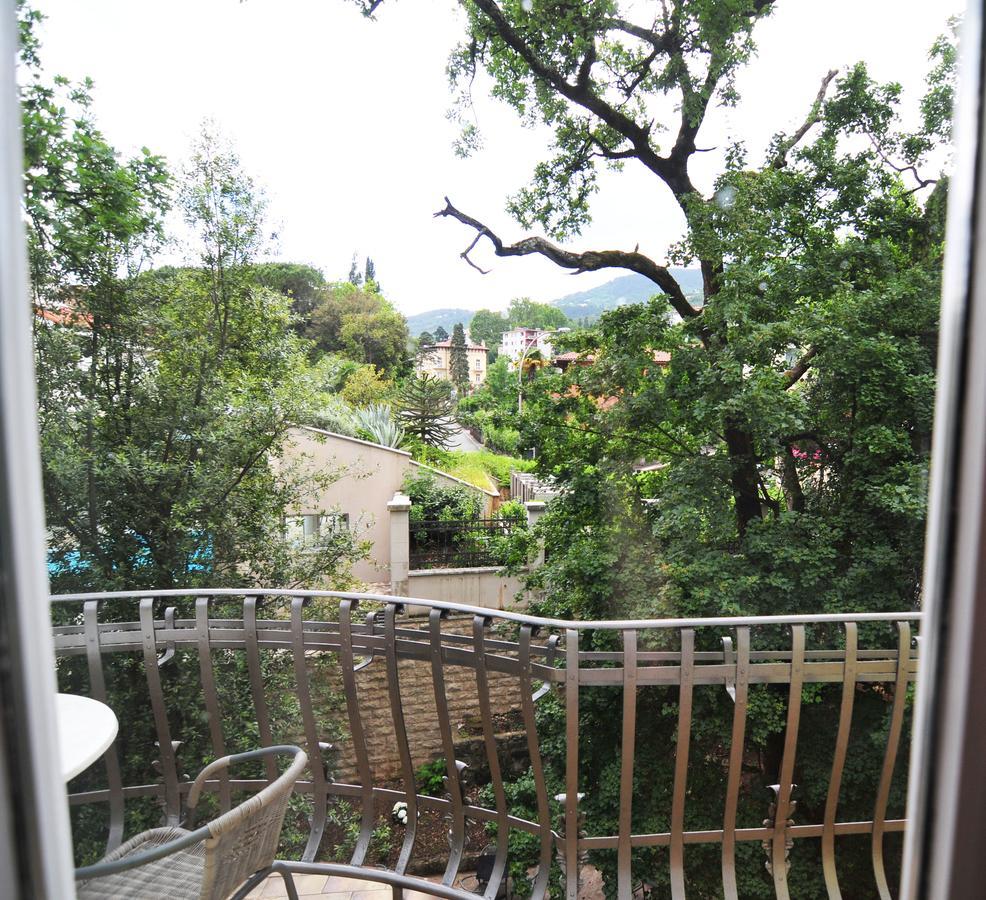 Hotel Villa Laurel ลอฟราน ภายนอก รูปภาพ